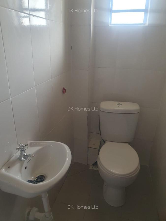 Studio Apartment with En Suite at Kirigiti Near International Stadium - 11