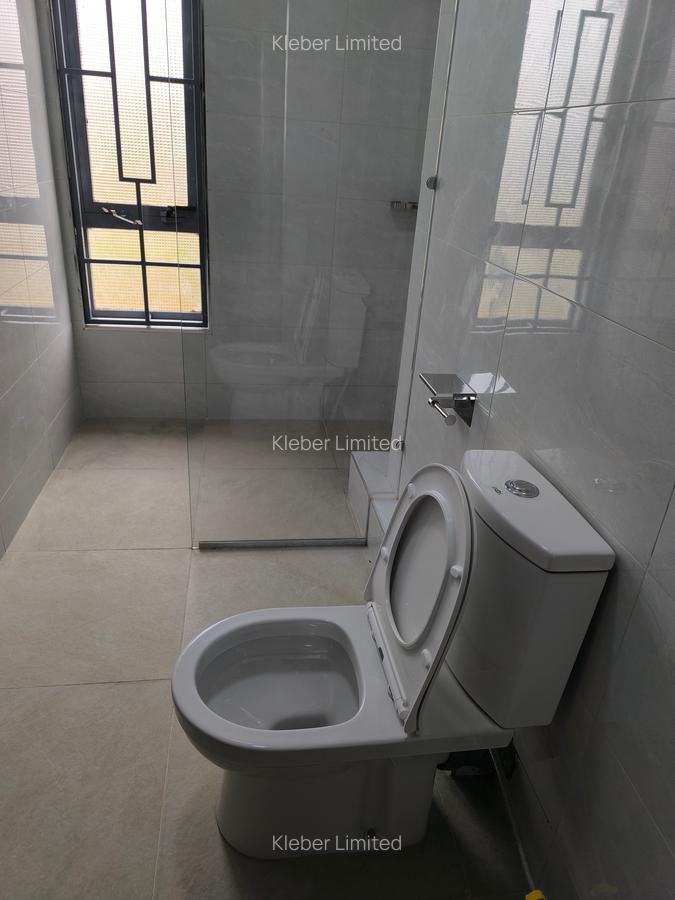 5 Bed House with En Suite in Thika - 14