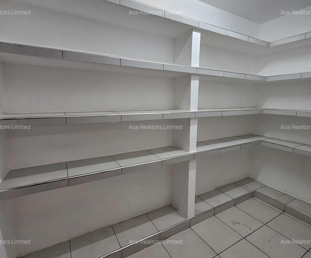 4 Bed Apartment with En Suite at Spring Valley - 8