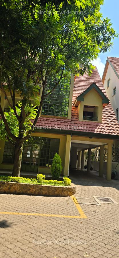 4 Bed Townhouse with En Suite at Lavington Green - 4