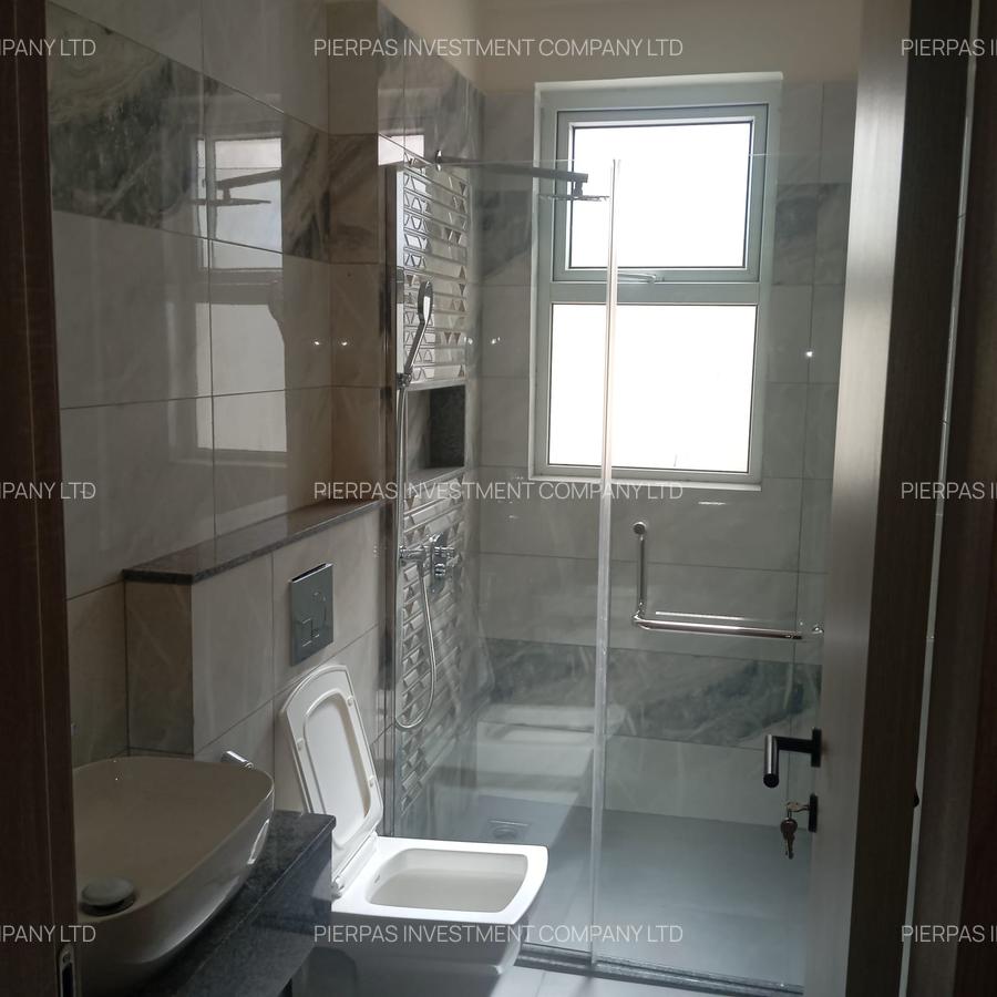 Serviced 4 Bed Apartment with En Suite in Parklands - 10