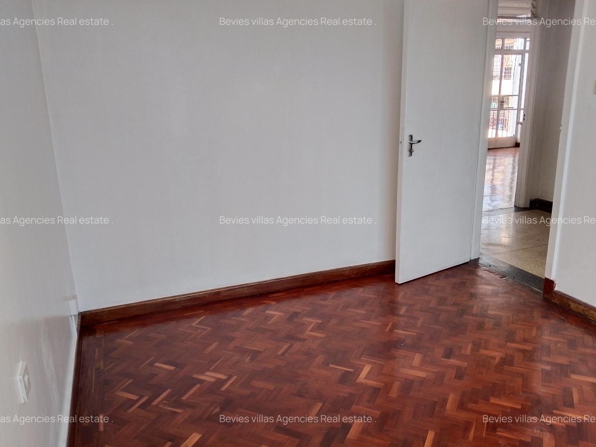 2 Bed Apartment with En Suite at Kilimani - 10