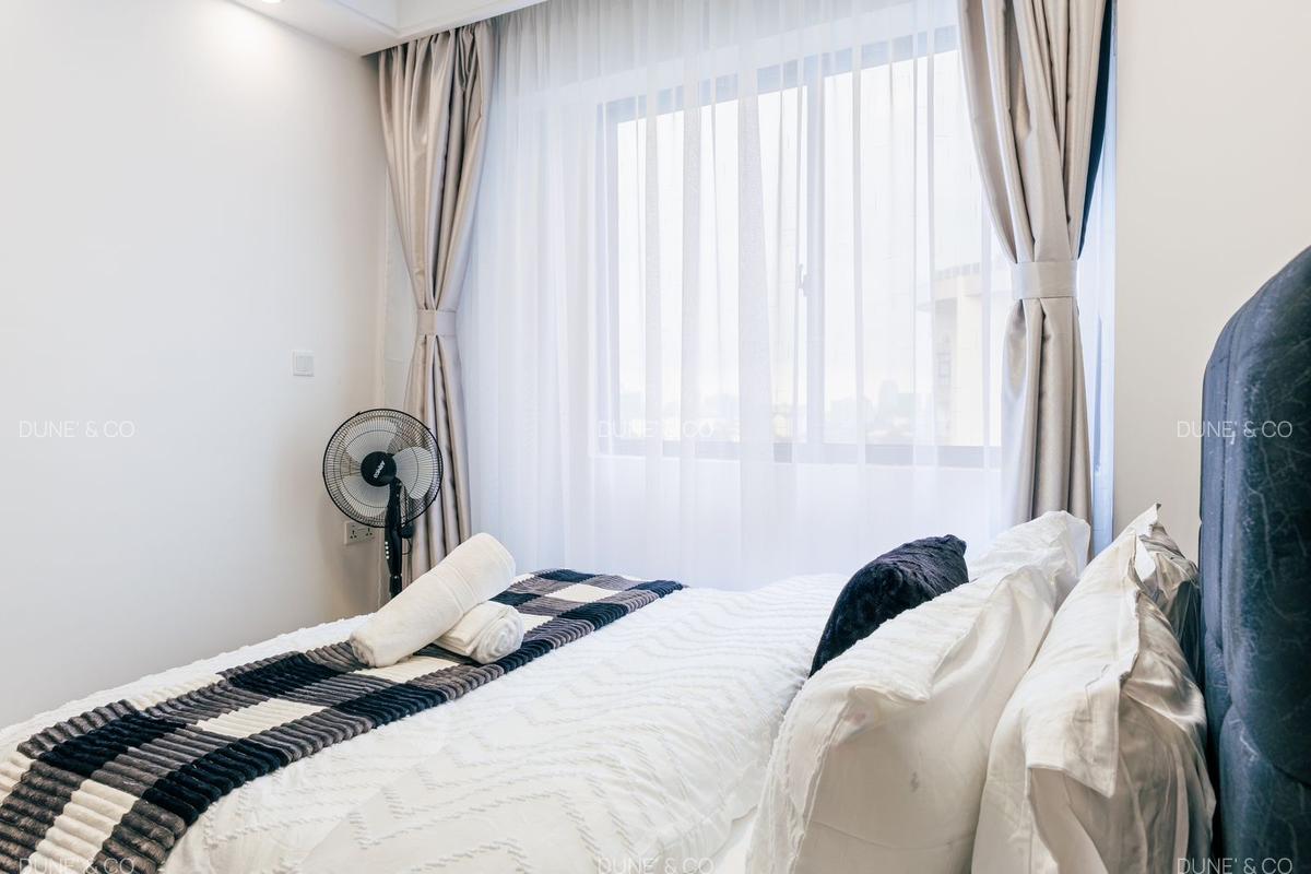 Serviced 2 Bed Apartment with En Suite in Riverside - 11