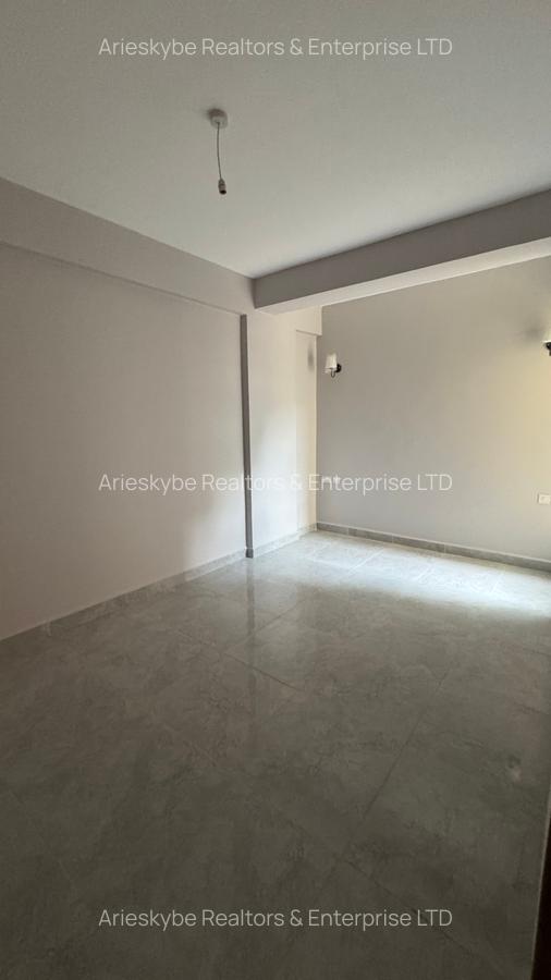 Serviced 1 Bed Apartment with En Suite in Westlands Area - 11