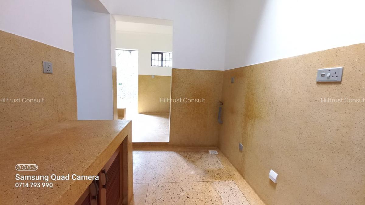 5 Bed Townhouse with En Suite at Off Peponi Road - 5