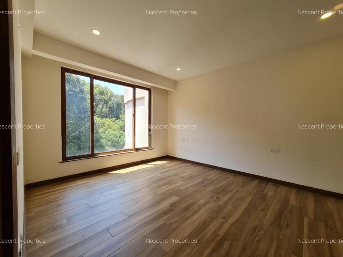 4 Bed Apartment with En Suite in Muthaiga - 4