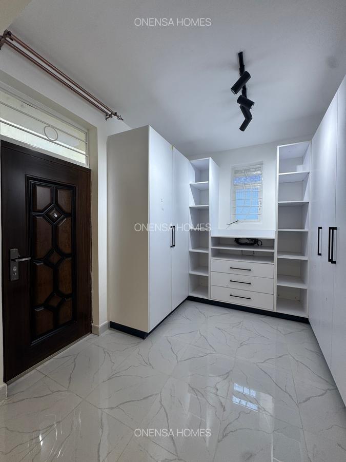 4 Bed Townhouse with En Suite in Kitengela - 11