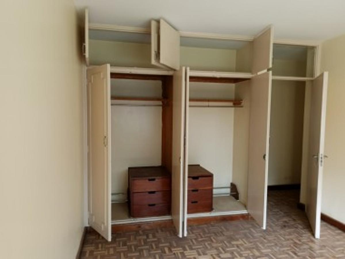 1 Bed Apartment with En Suite at Milimani - 5
