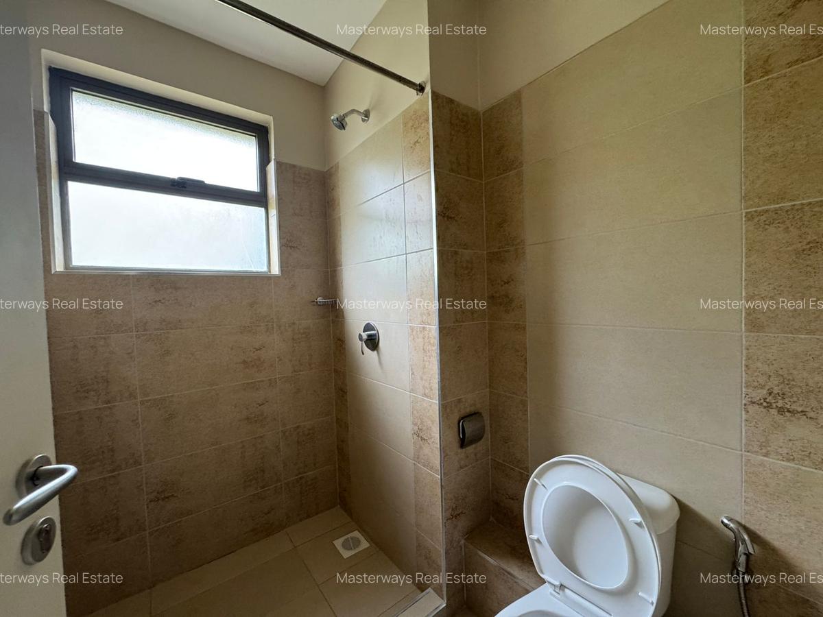2 Bed Apartment with En Suite at Kirawa Road - 6
