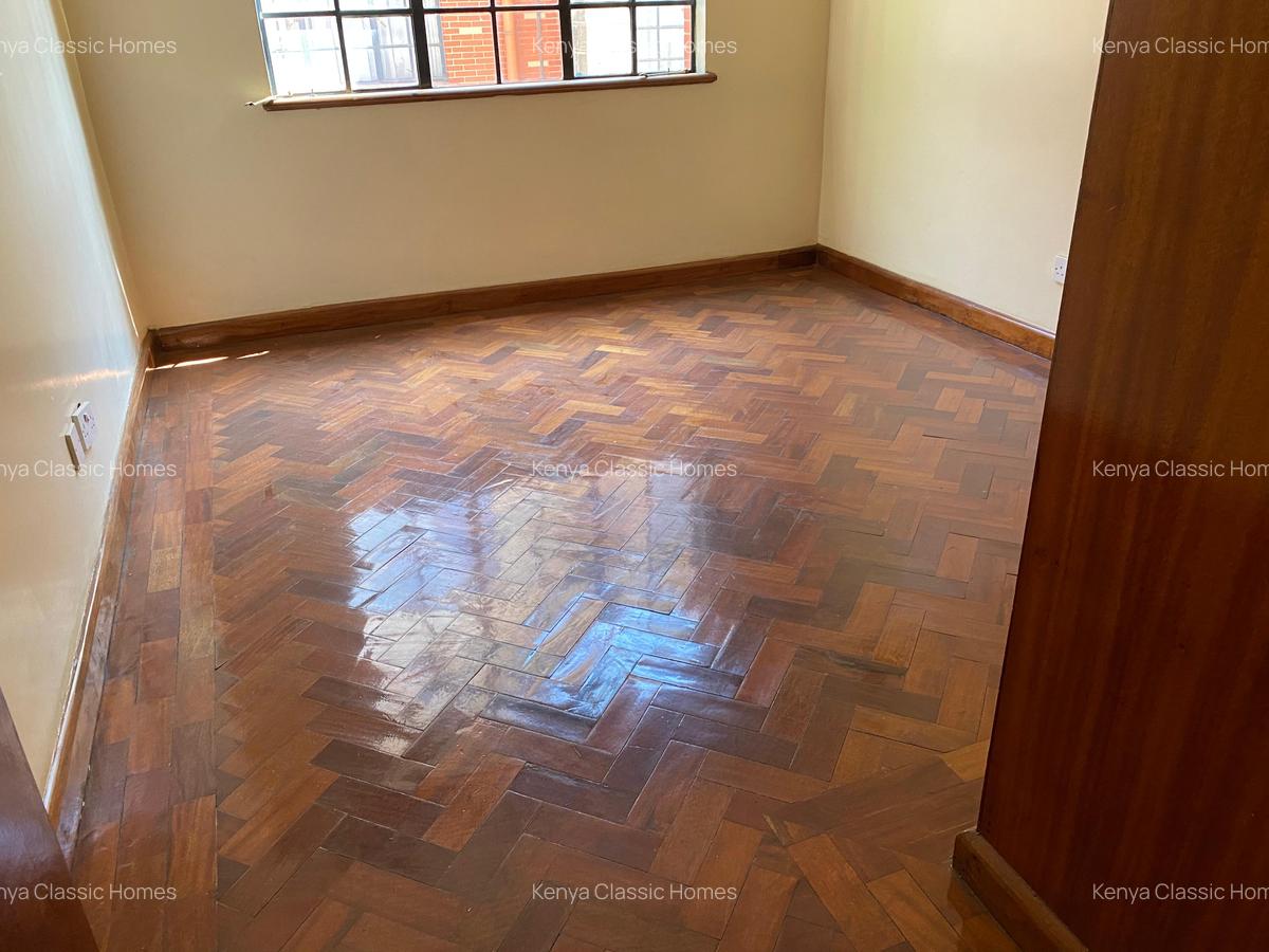 3 Bed Apartment with En Suite at Kilimani - 15