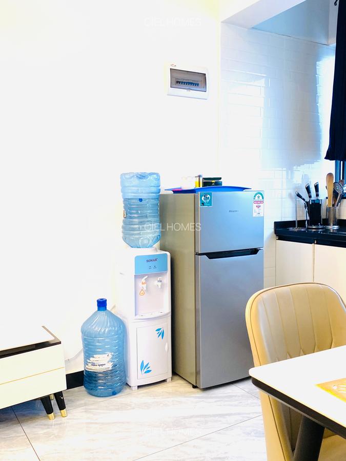 Furnished 1 Bed Apartment with Swimming Pool at Wood Avenue - 3