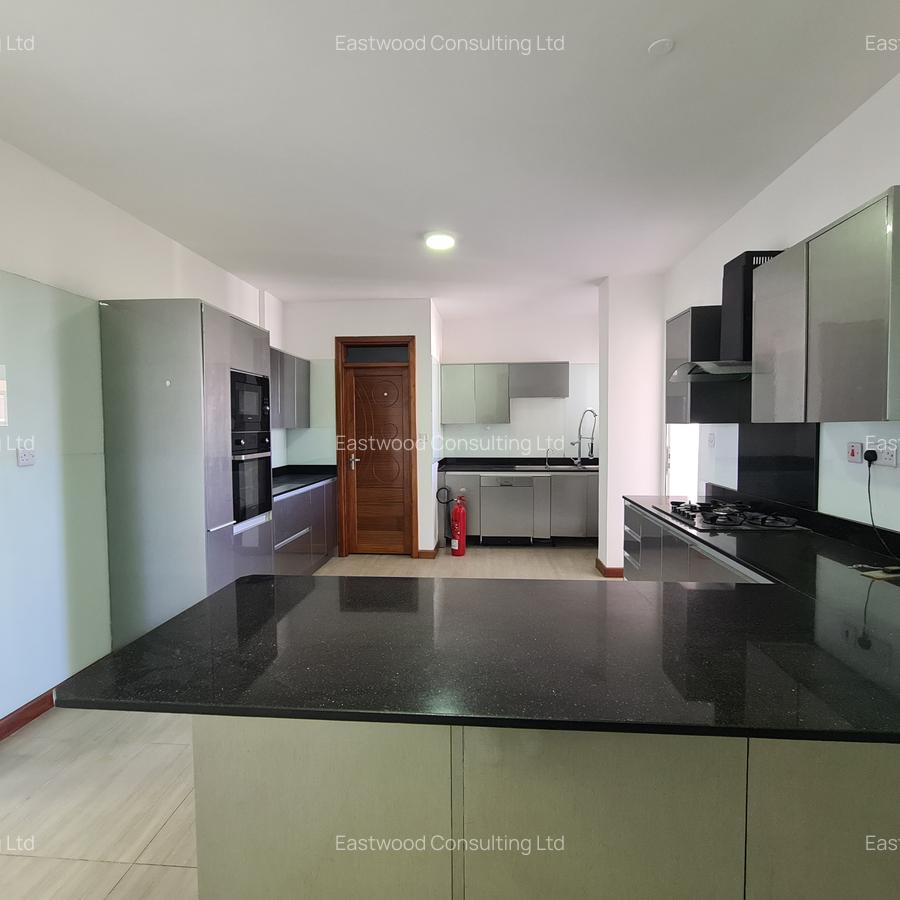 4 Bed Apartment with En Suite at General Mathenge - 11