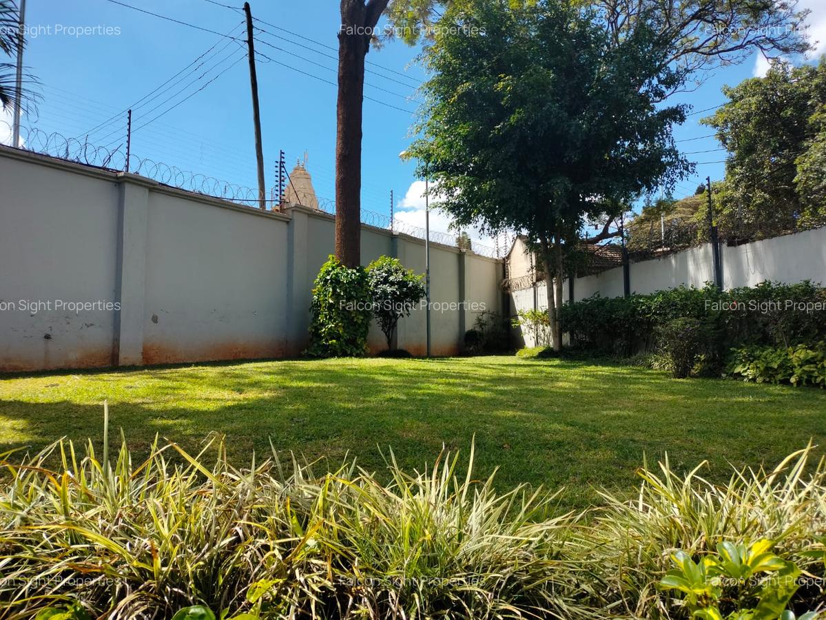 5 Bed Townhouse with Swimming Pool at Easy Access To Peponi Road And Few Minutes Drive To Gigiri - 6
