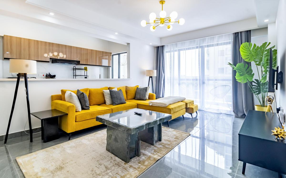 serviced 2 bed apartment with en suite at riverside drive