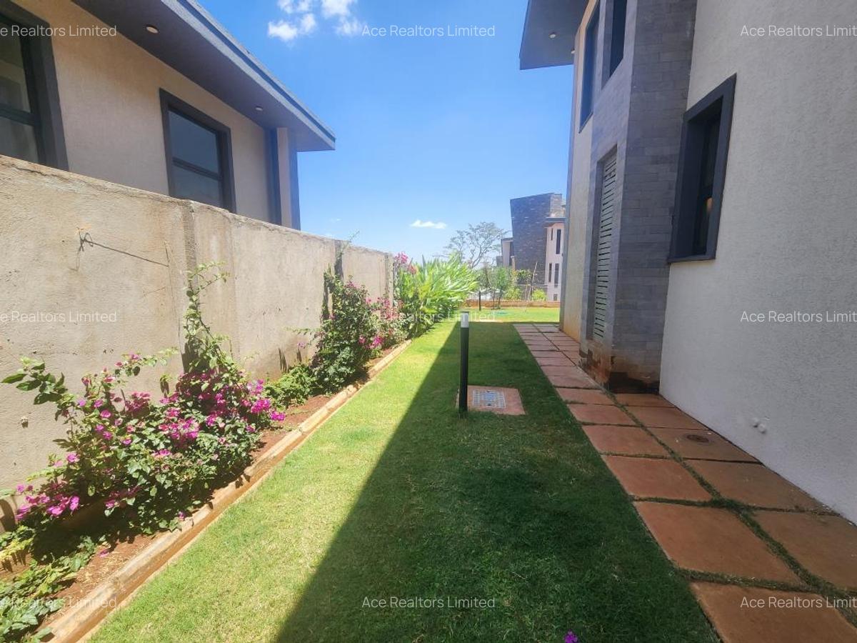 4 Bed Villa with En Suite at Loresho - 17