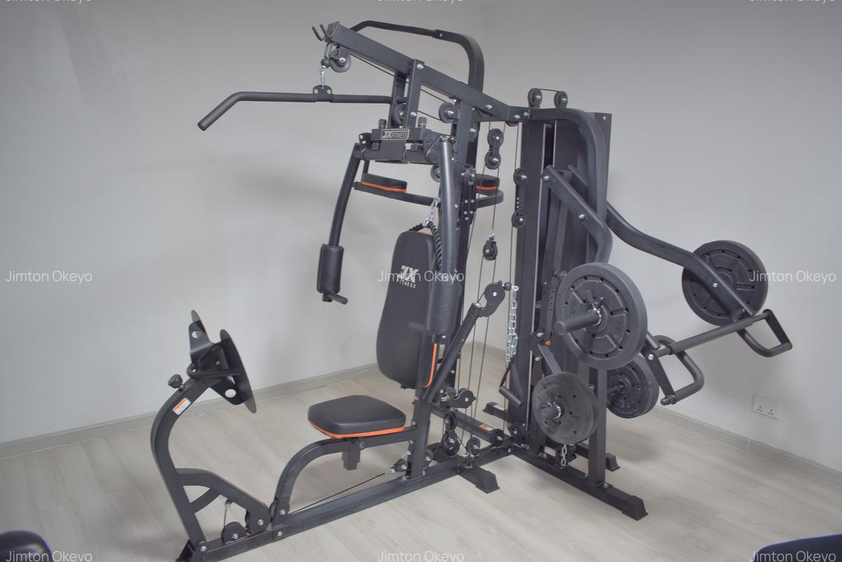 3 Bed Apartment with Swimming Pool at Ellan Park Road - 2