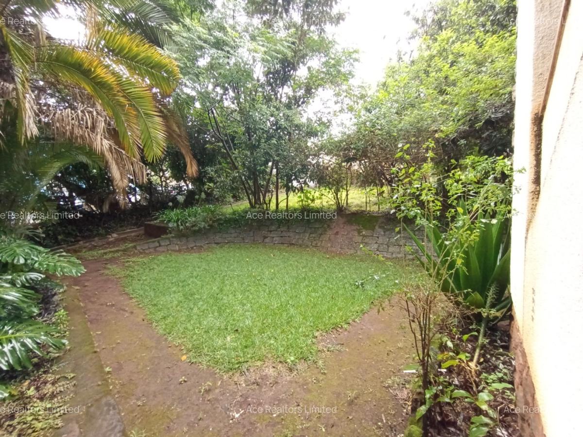 1 Bed Apartment with Parking at Laikipia Road - 8