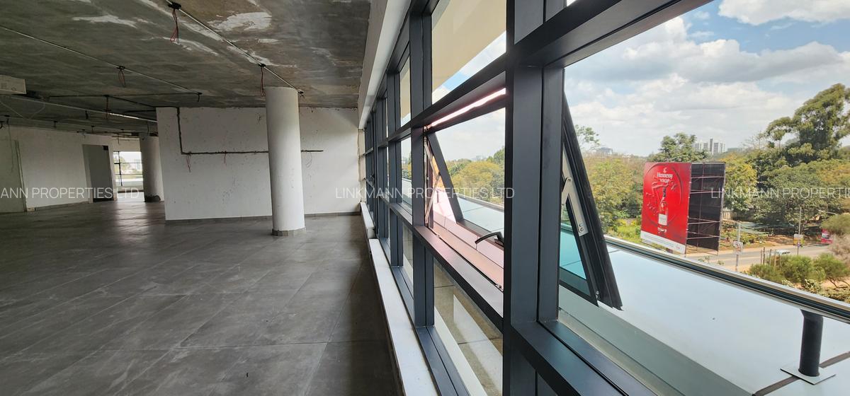 4,200 ft² Office with Service Charge Included in Lavington - 20