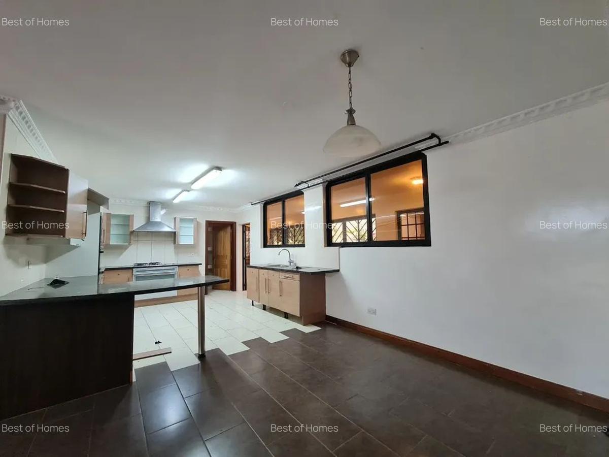 3 Bed Apartment with En Suite in Kileleshwa - 10