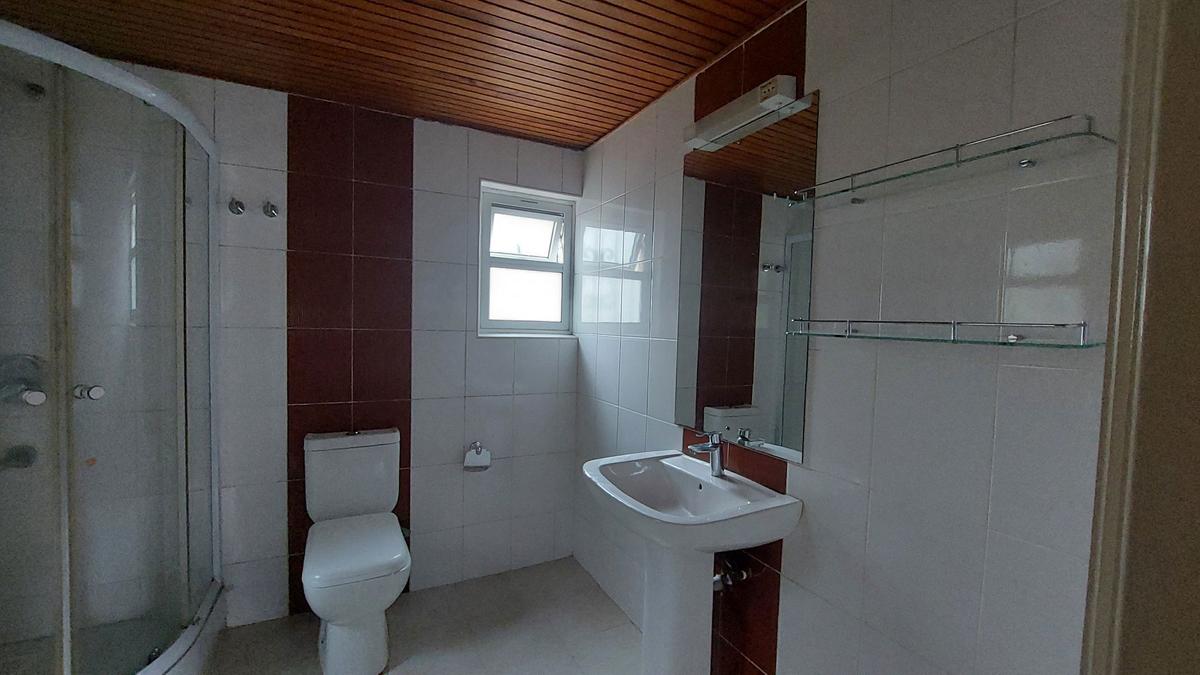 4 Bed House with En Suite in Kileleshwa - 6