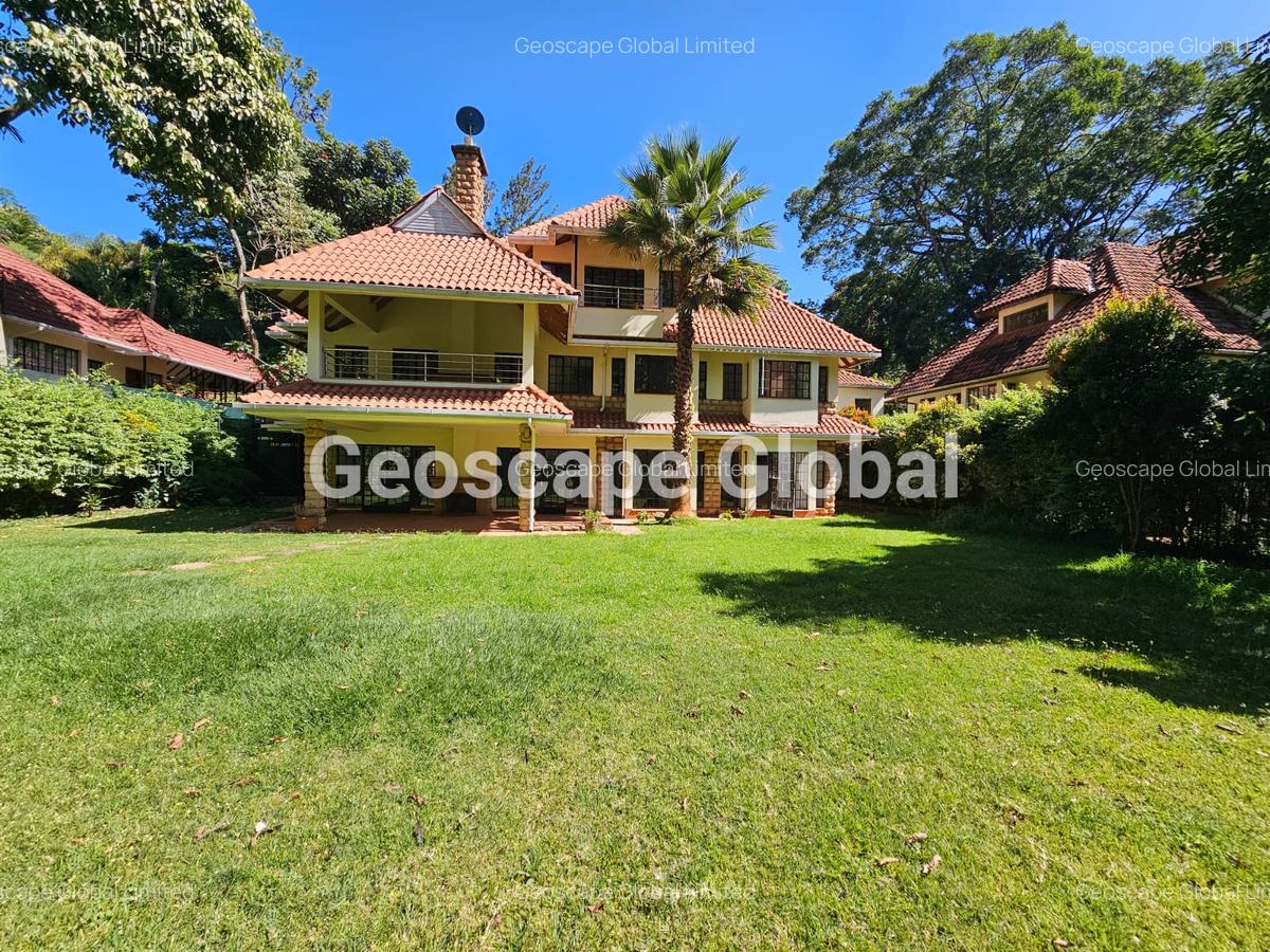 5 Bed House with En Suite in Rosslyn - 1