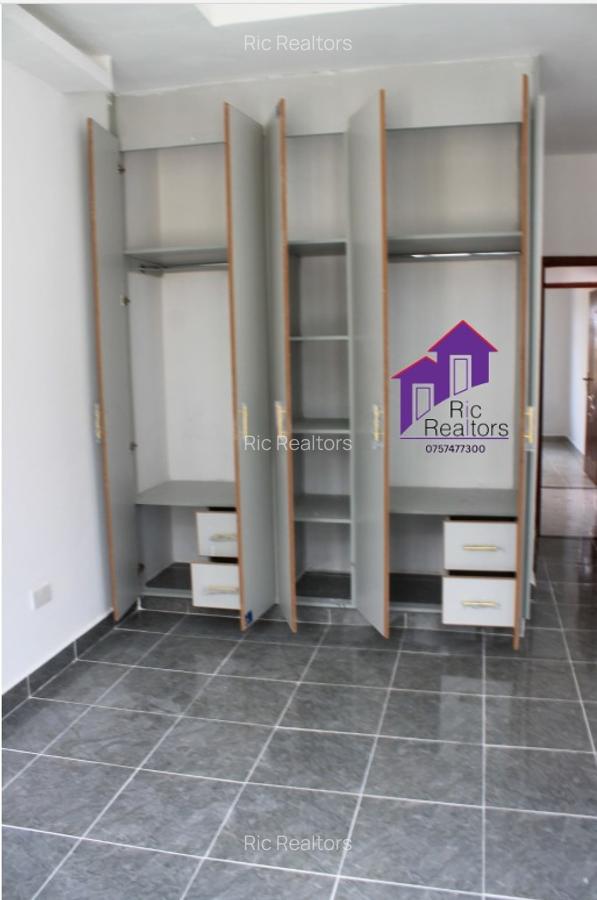 4 Bed House with En Suite at Merisho Road - 14