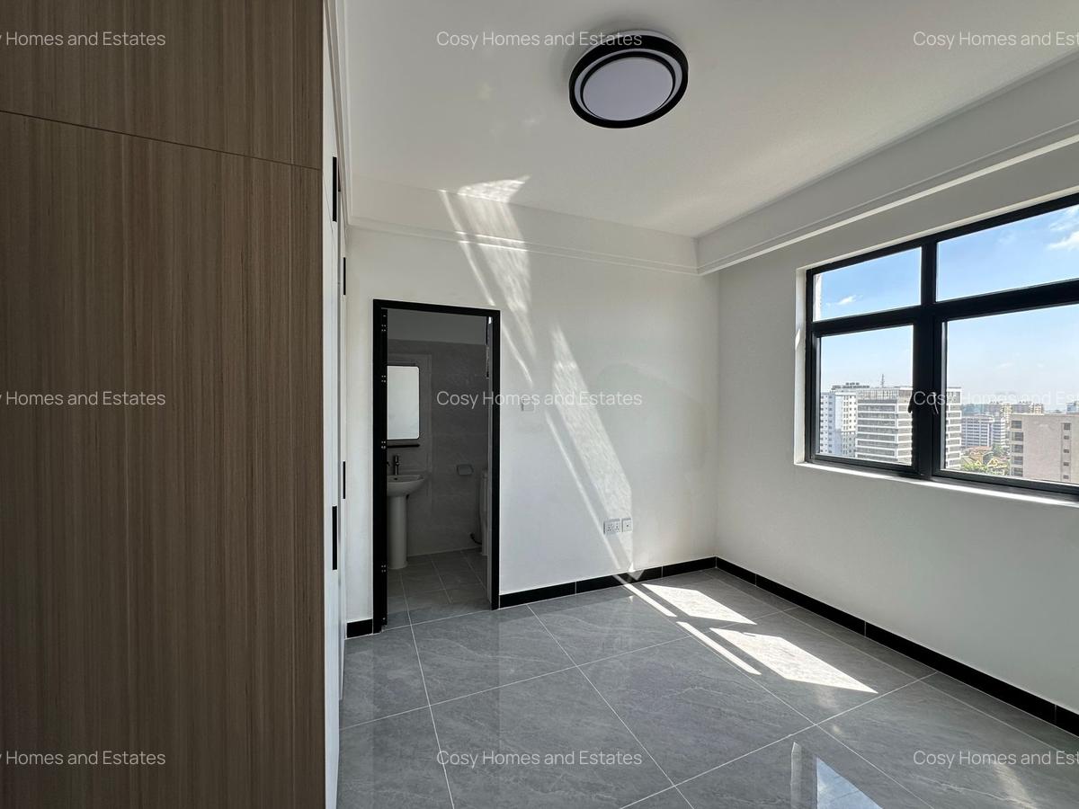 2 Bed Apartment at Woodavenue - 7