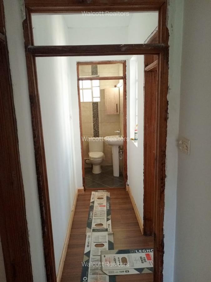 2 Bed House with En Suite in Karen - 11