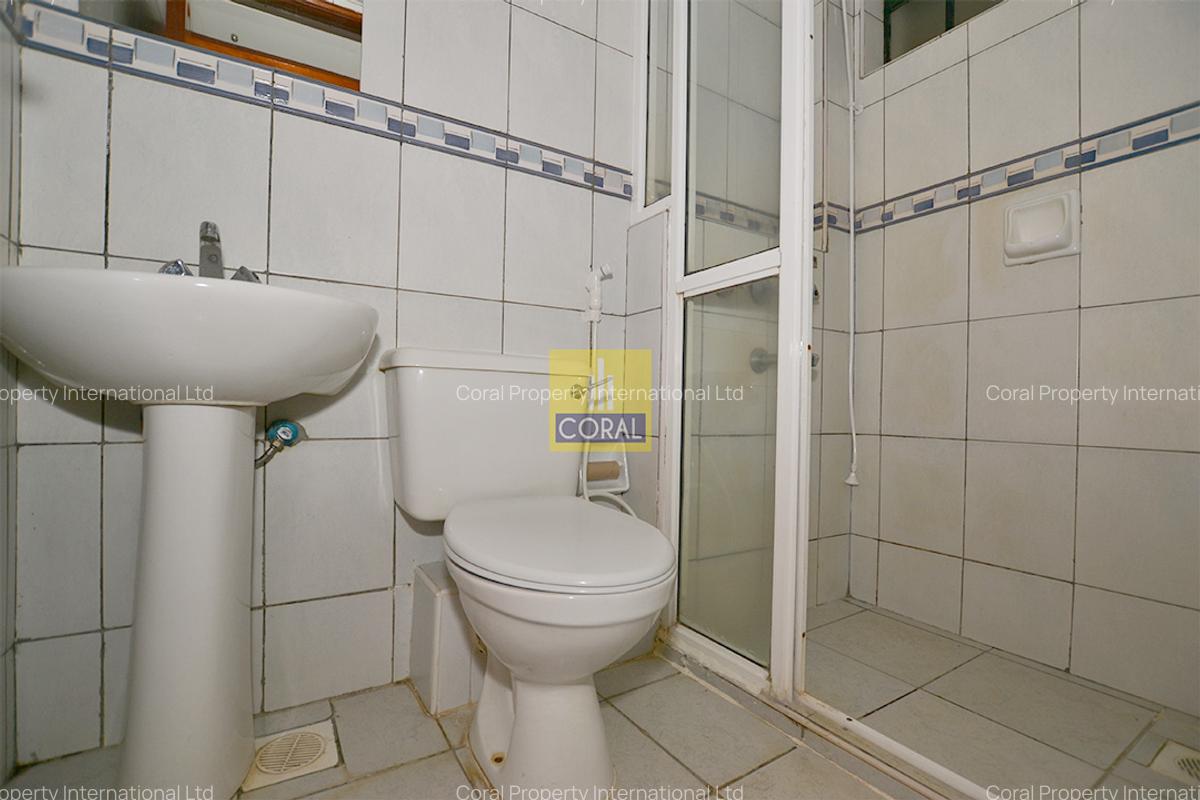 2 Bed Apartment with Lift in Westlands Area - 9