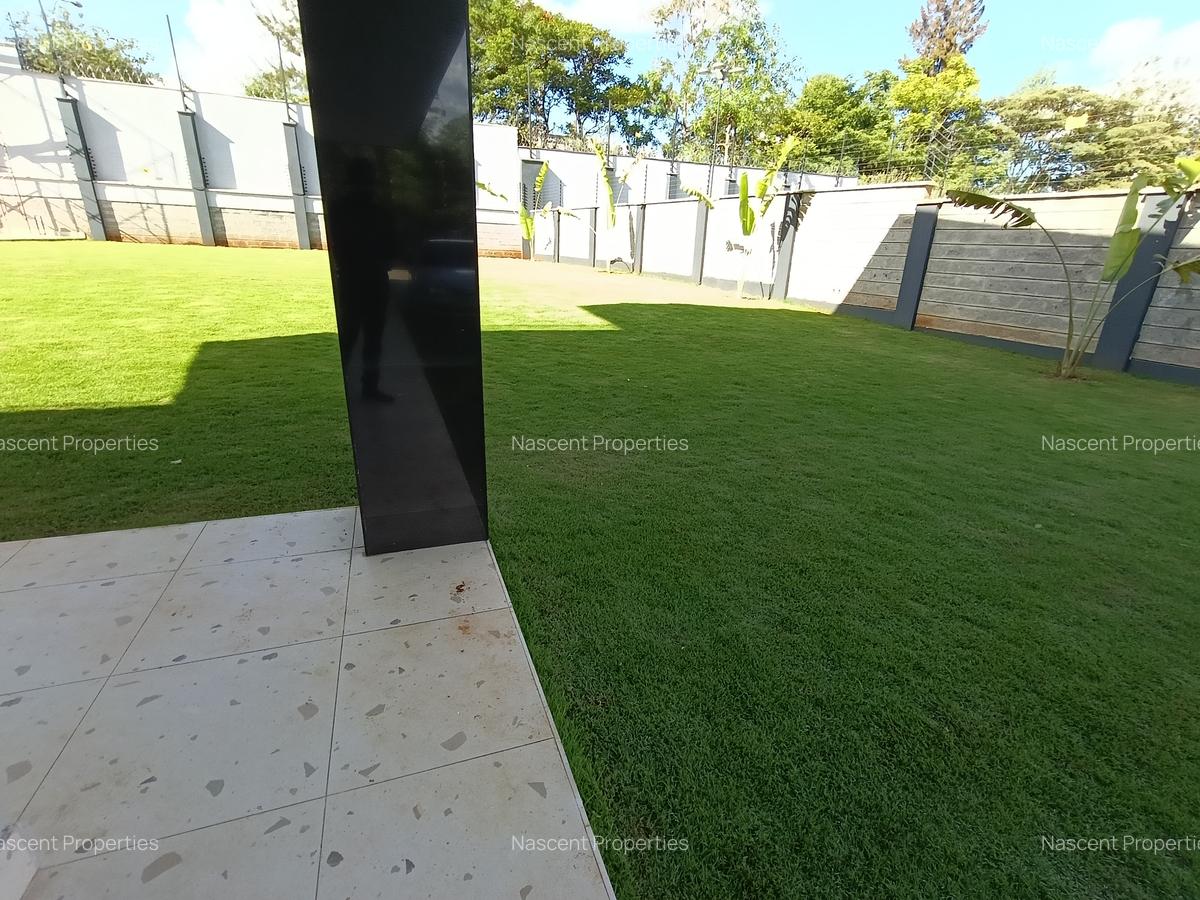 5 Bed House with En Suite in Nyari - 4