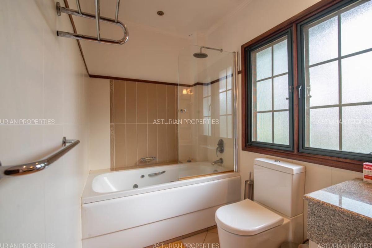 3 Bed Townhouse with En Suite in Windsor - 4