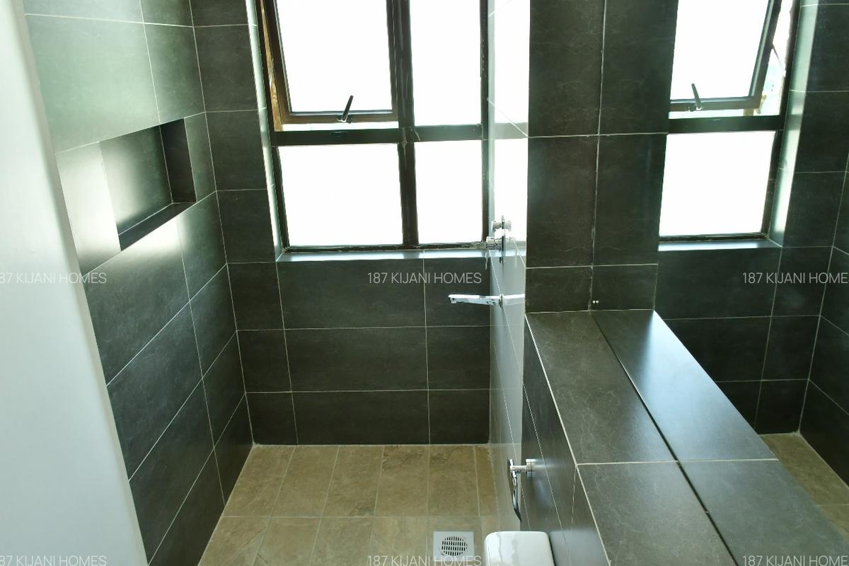 2 Bed Apartment with En Suite at Junction Mall - 10