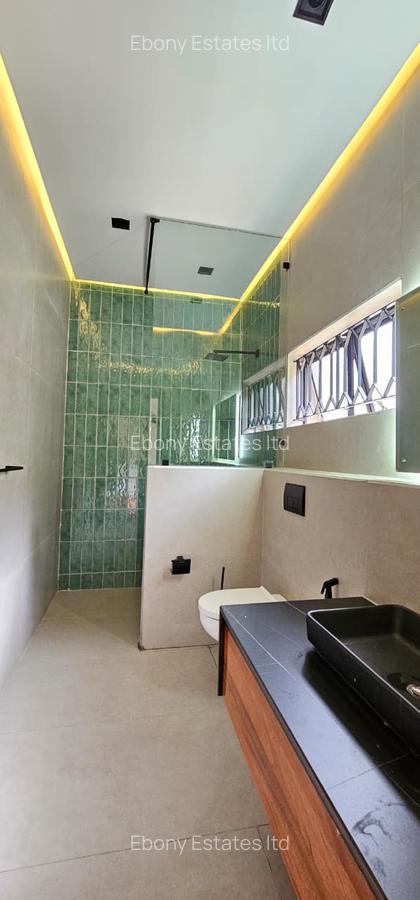 4 Bed Townhouse with En Suite in Karen - 3