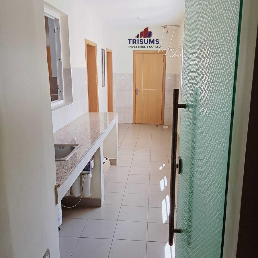 3 Bed Apartment with En Suite at Westland - 18