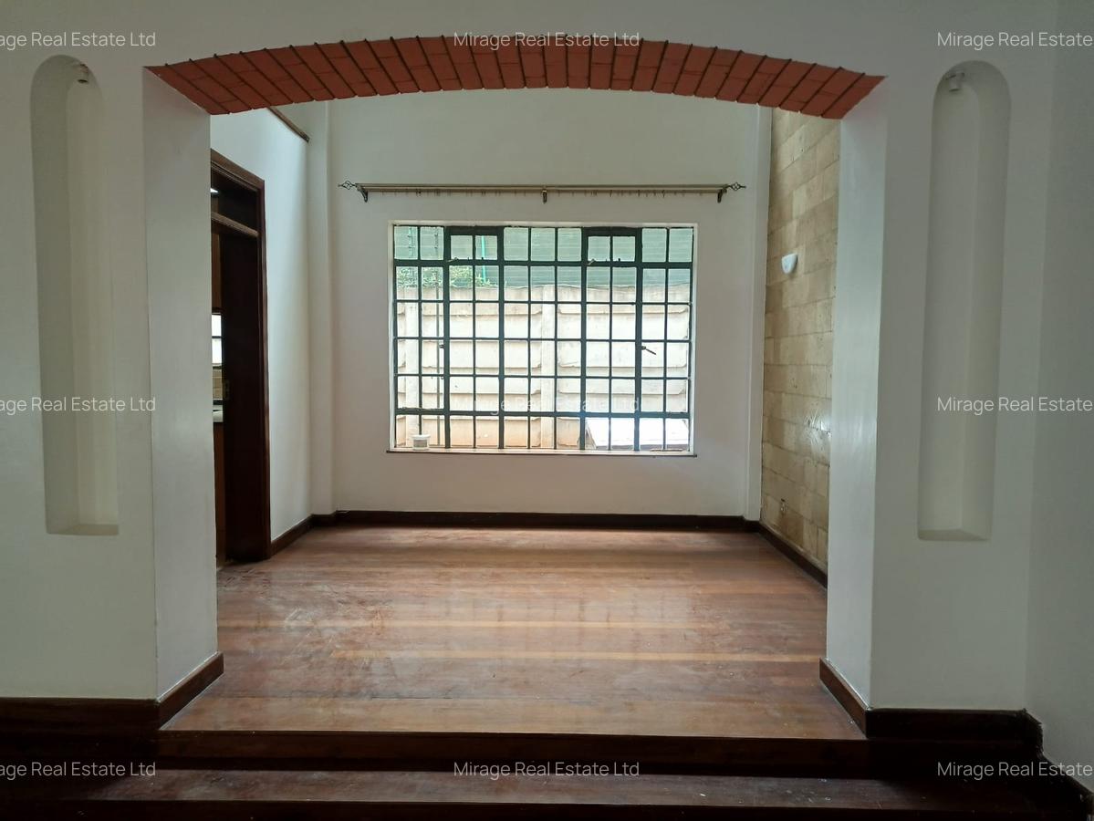 4 Bed Townhouse with En Suite in Kileleshwa - 8