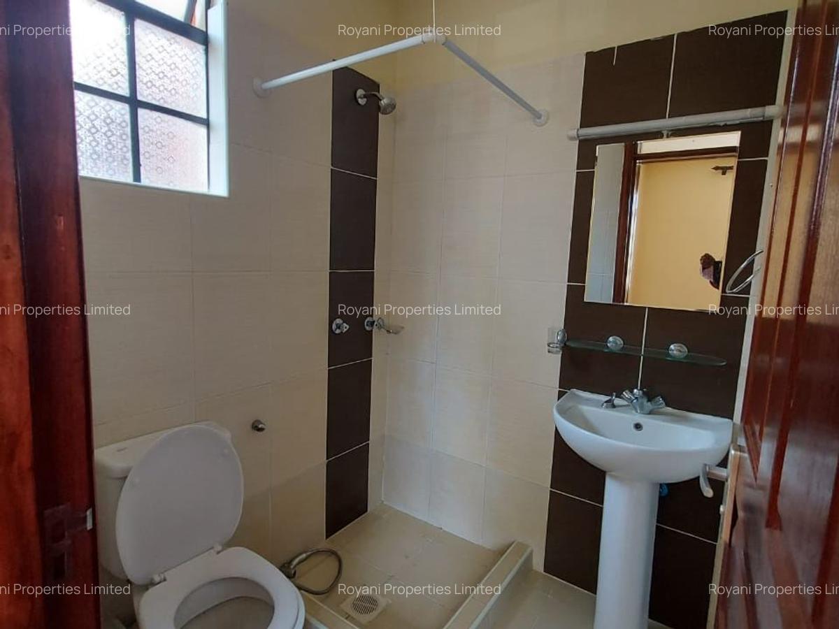 2 Bed Apartment with En Suite at Fourways Junction Estate - 13