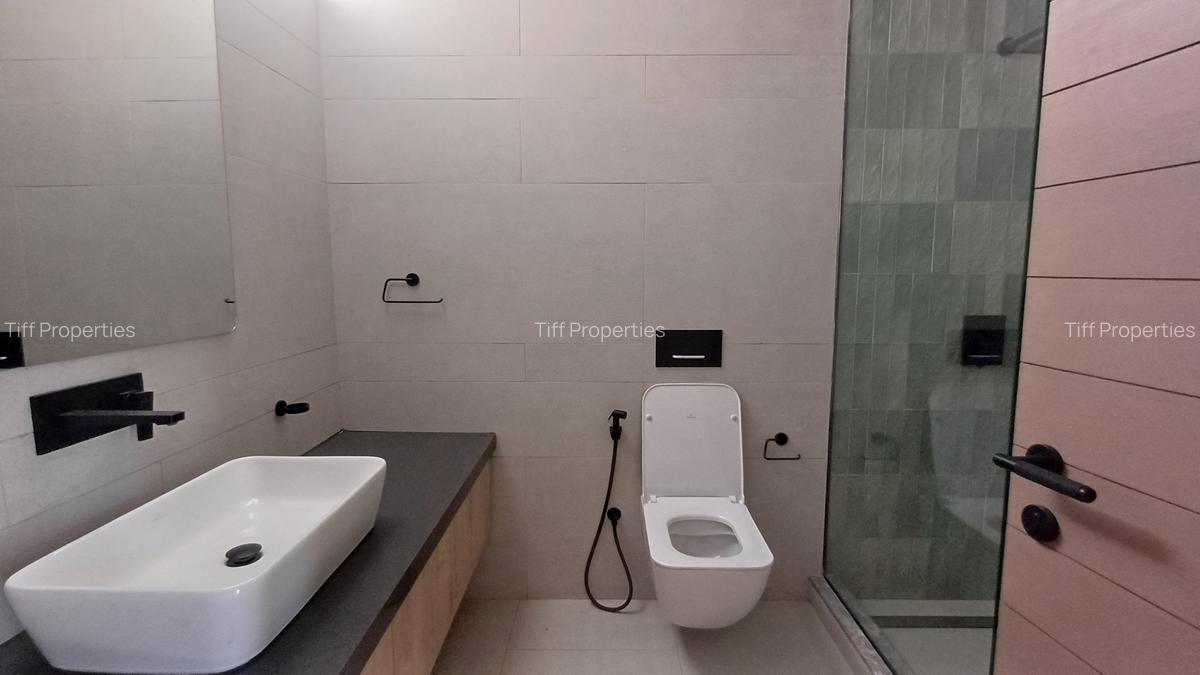 5 Bed Townhouse in Westlands Area - 17