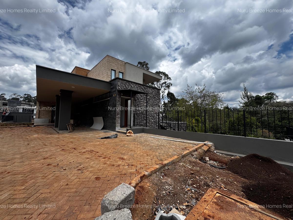 4 Bed Townhouse with En Suite in Loresho - 5