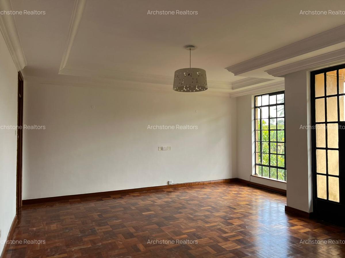 4 Bed Townhouse with En Suite in Runda - 9