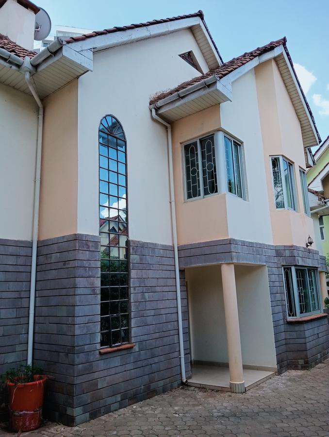 5 Bed Townhouse with En Suite at Kileleshwa - 6