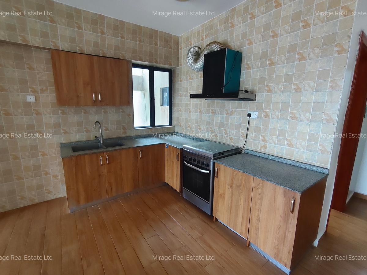 3 Bed Apartment with Swimming Pool in Hurlingham - 2