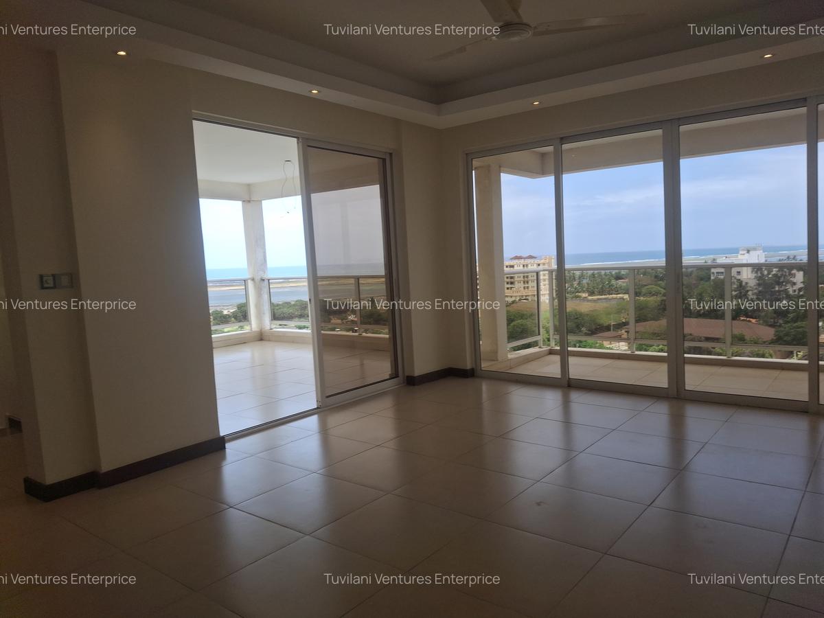 Serviced 3 Bed Apartment with En Suite at Nyali Mombasa - 8