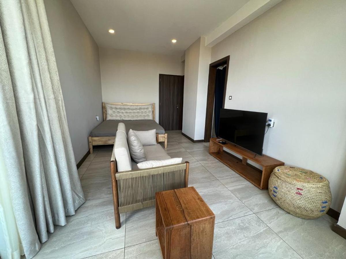 Serviced 2 Bed Apartment with En Suite in General Mathenge - 12