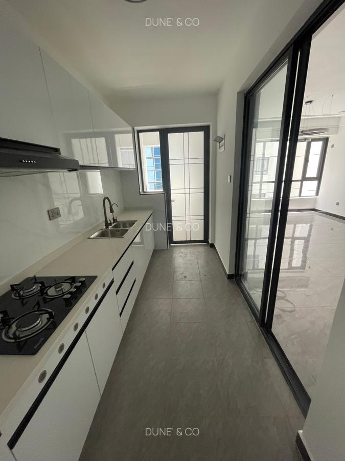 2 Bed Apartment with En Suite in Lavington - 11