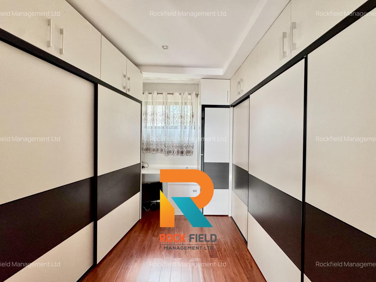 4 Bed Townhouse with En Suite in Runda - 16