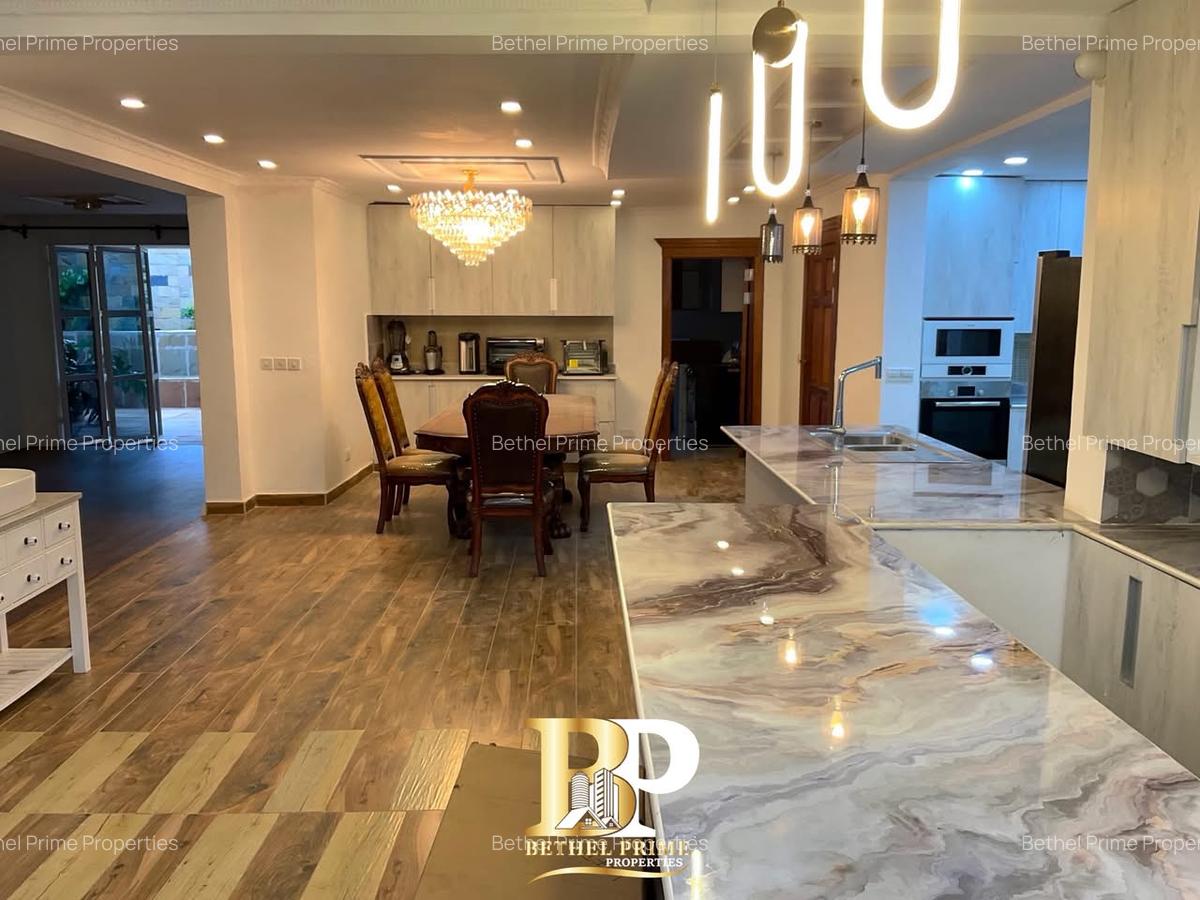 6 Bed Villa with En Suite in Runda - 10