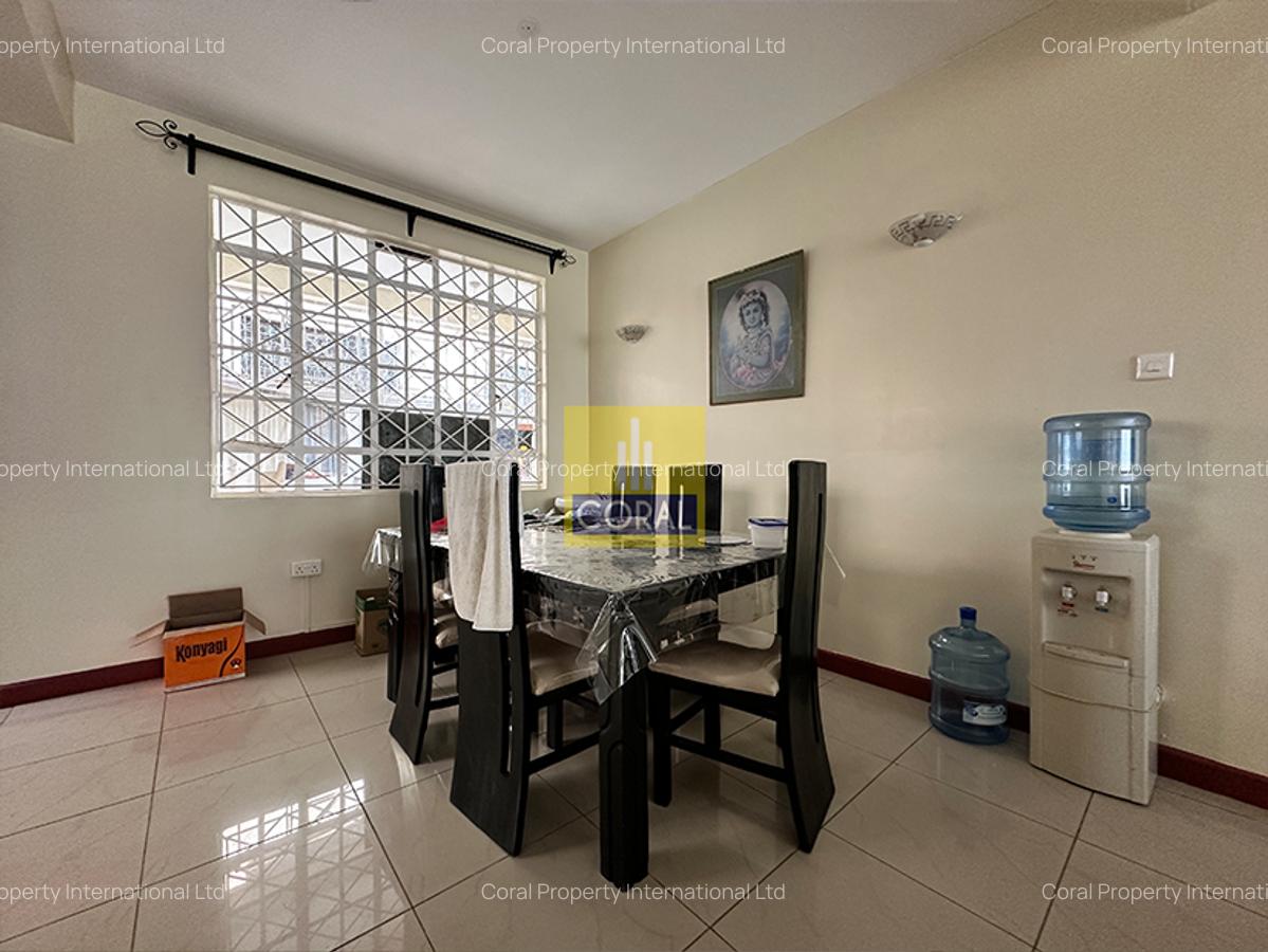 4 Bed Apartment in Parklands - 11