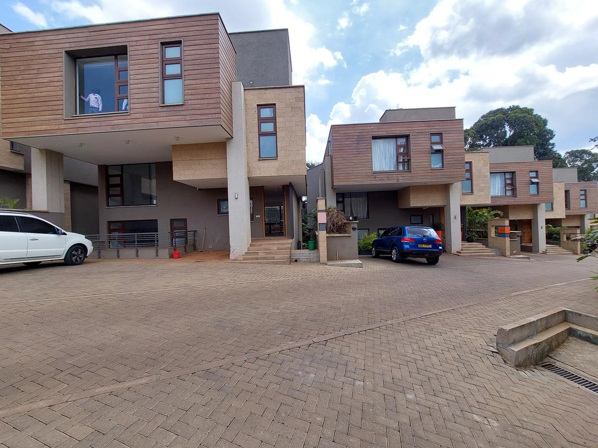 5 Bed Townhouse with En Suite at Chalbi Drive - 4