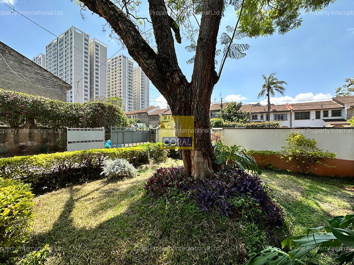 5 Bed House in Kilimani - 16