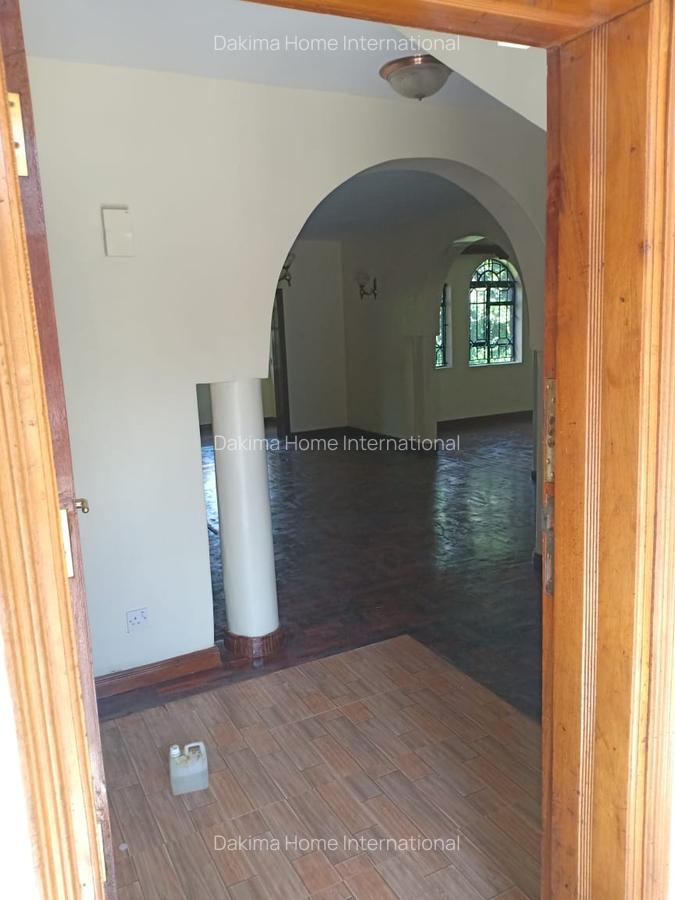 5 Bed House with En Suite in Kitisuru - 7